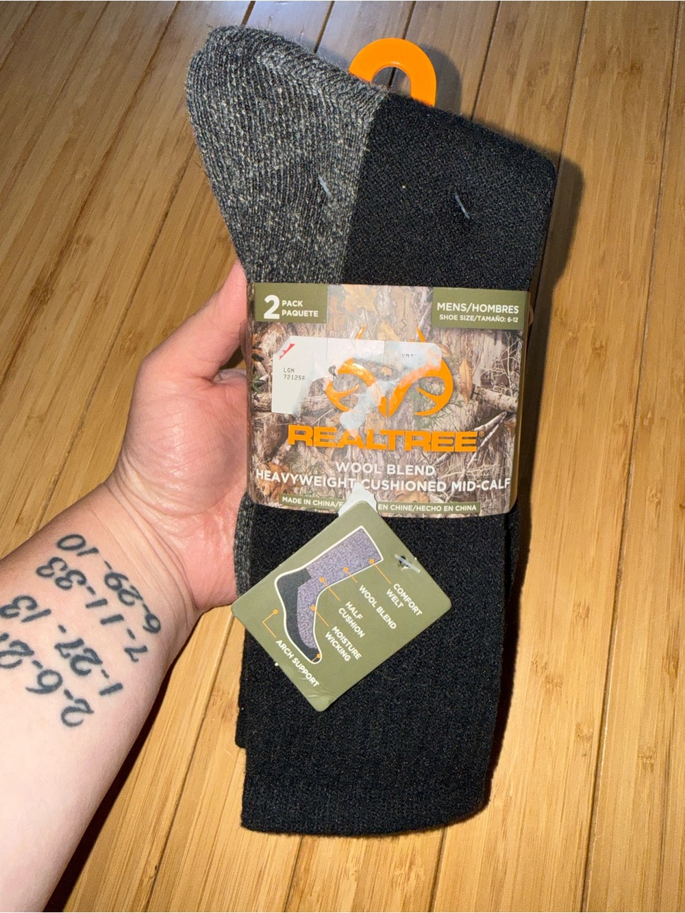 Realtree Wool Blend Heavyweight Cushioned Mid Calf Socks